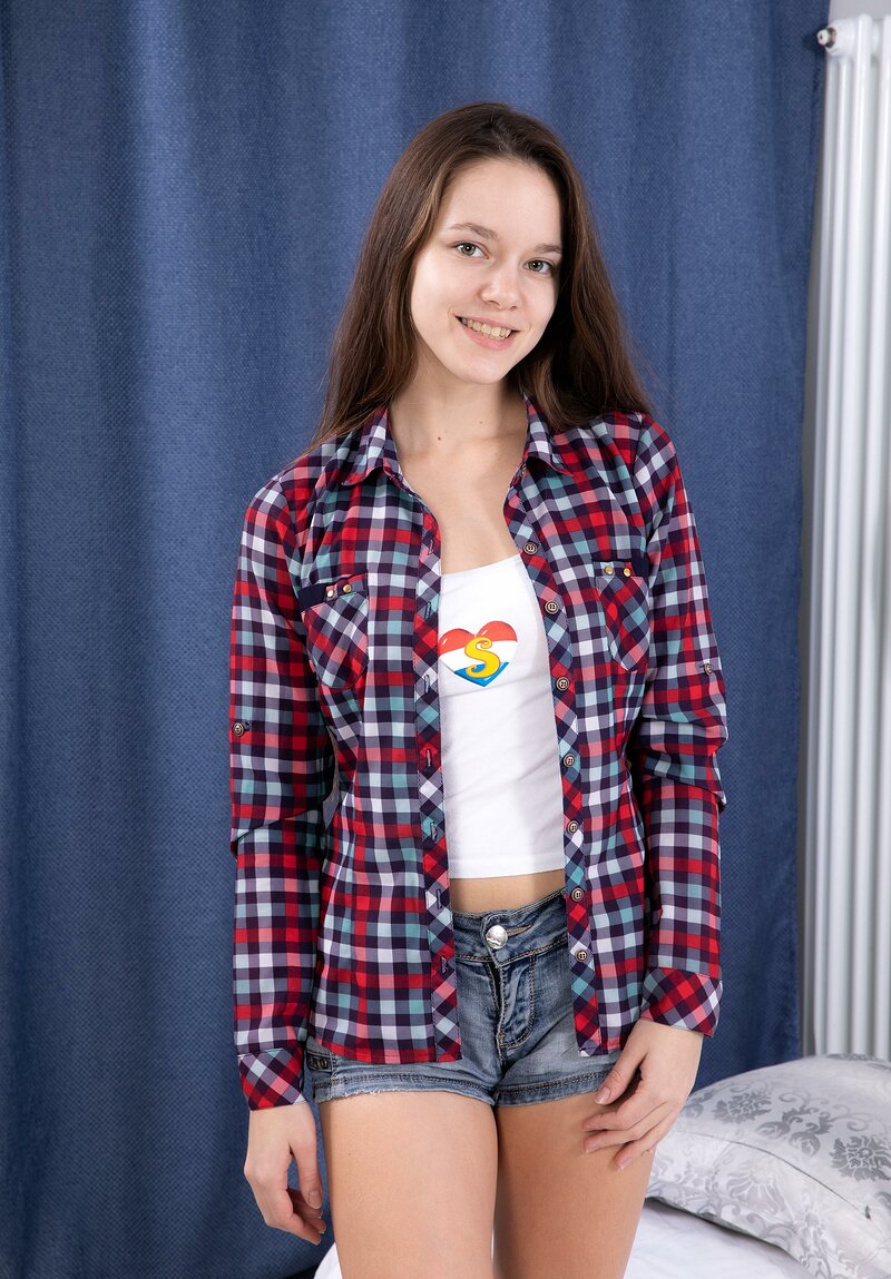 Уля, 22 года, 1 размер груди